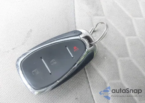 2018 Chevrolet Equinox Ls z USA, uszkodzony, nr VIN 2GNAXHEV6J6318904